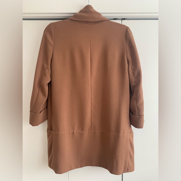 Aritzia Wilfred Crepe Blazer | Size 4 - Picture 2 of 3